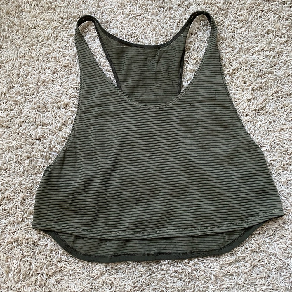 Lululemon tank